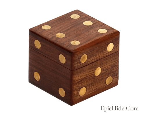 WOODEN DICE SET IN WOOD BOX