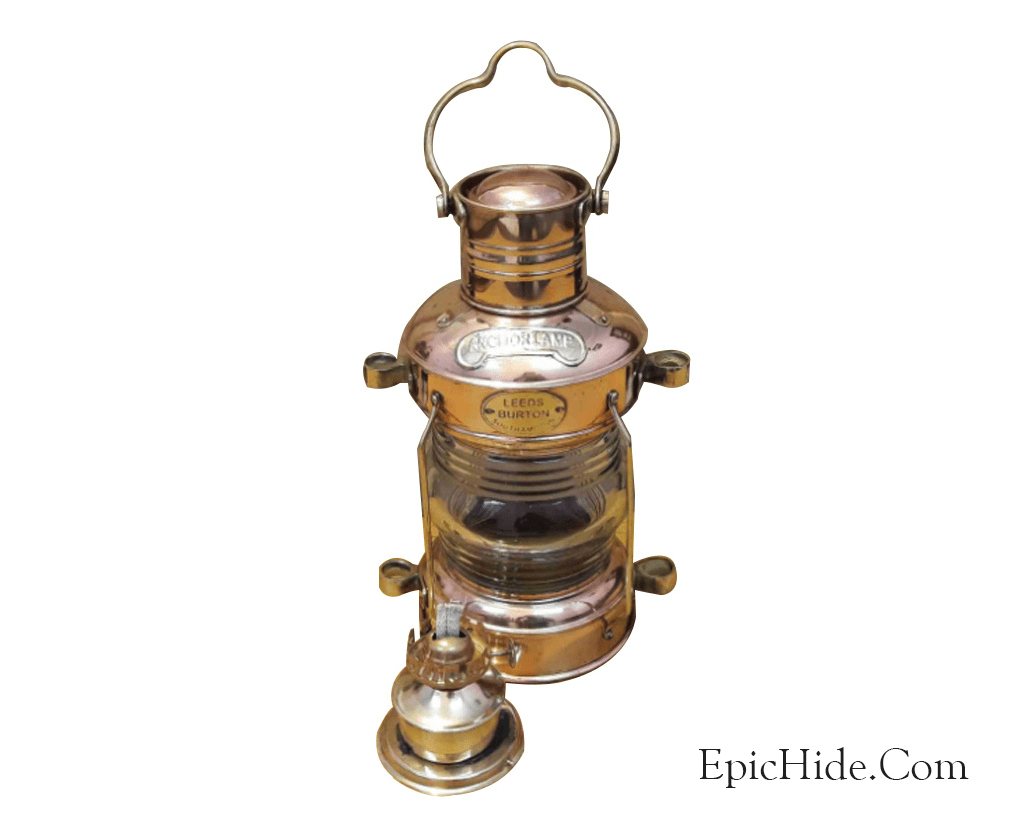 VINTAGE LANTERN (OIL LAMP)